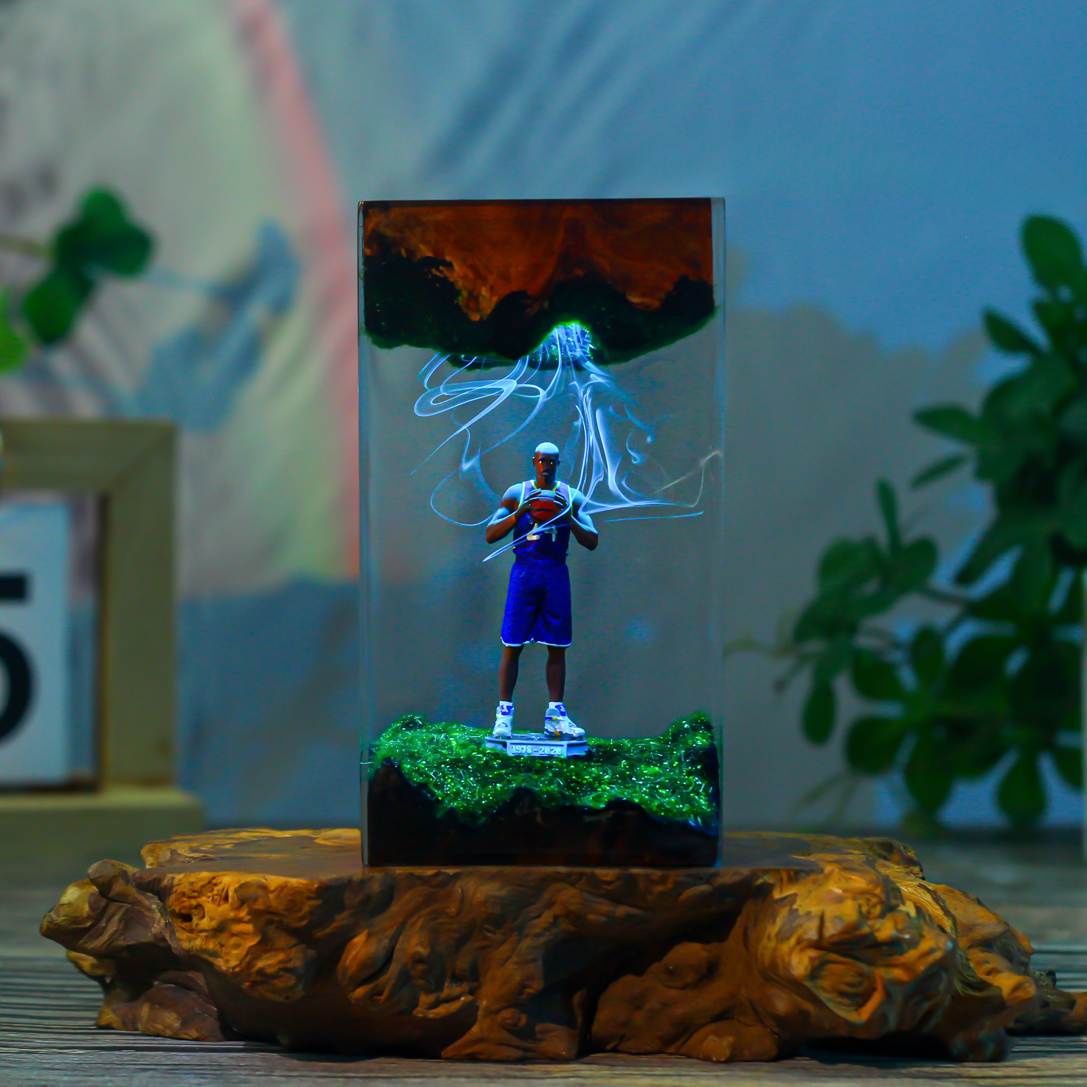 Đèn Resin Nghệ Thuật Jim Jackson – Trang Trí Bóng Rổ Hiện Đại