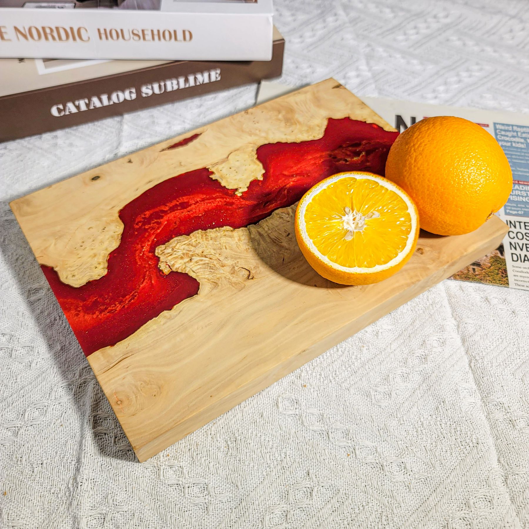 Thớt Gỗ Resin Dòng Chảy Đỏ Nghệ Thuật – Thớt Handmade Phong Cách Lava - View 1